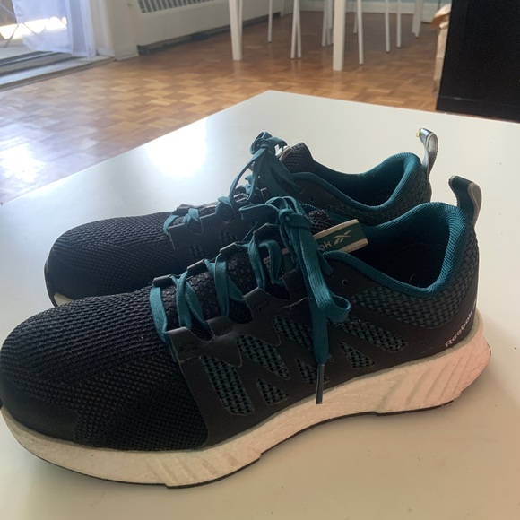 Steel Toe Shoes - Picture 4 of 6